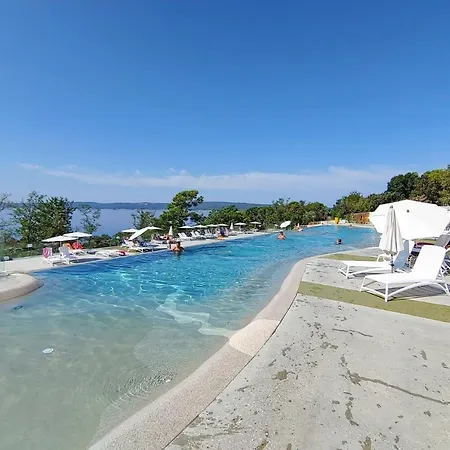 مكان تخييم Mobile Homes - Alpe Jadran Mobil *