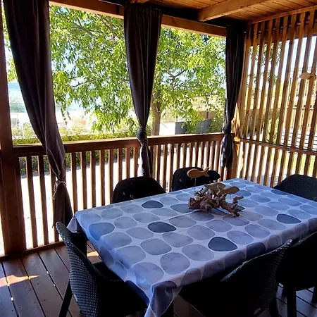 Mobile 624 - Jacuzzi, Sea View & Pool Side Camping Selce