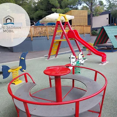Mobile Homes - Alpe Jadran Mobil Campsite *
