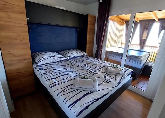 Camping Mobile Homes - Alpe Jadran Mobil *